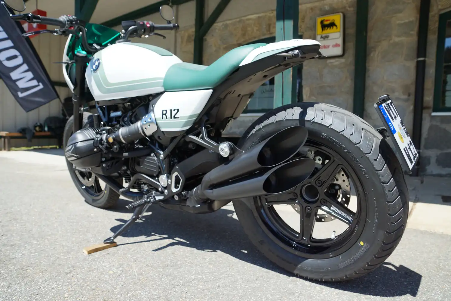 BMW R 12 and R 18 Speed Sisters
