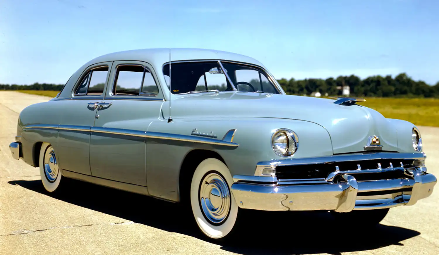 1951 Lincoln Sport Sedan: A Glimpse into Postwar Luxury