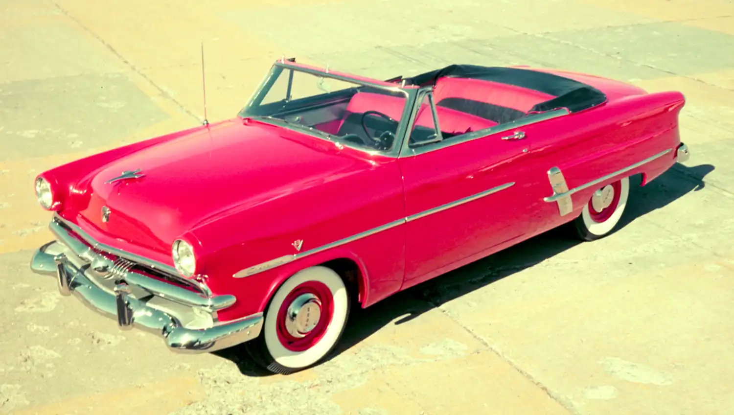 1953 Ford Crestline Sunliner convertible