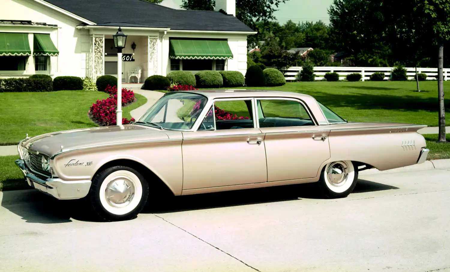 Iconic Style: Unpacking the 1960 Ford Fairlane 500 Town Sedan