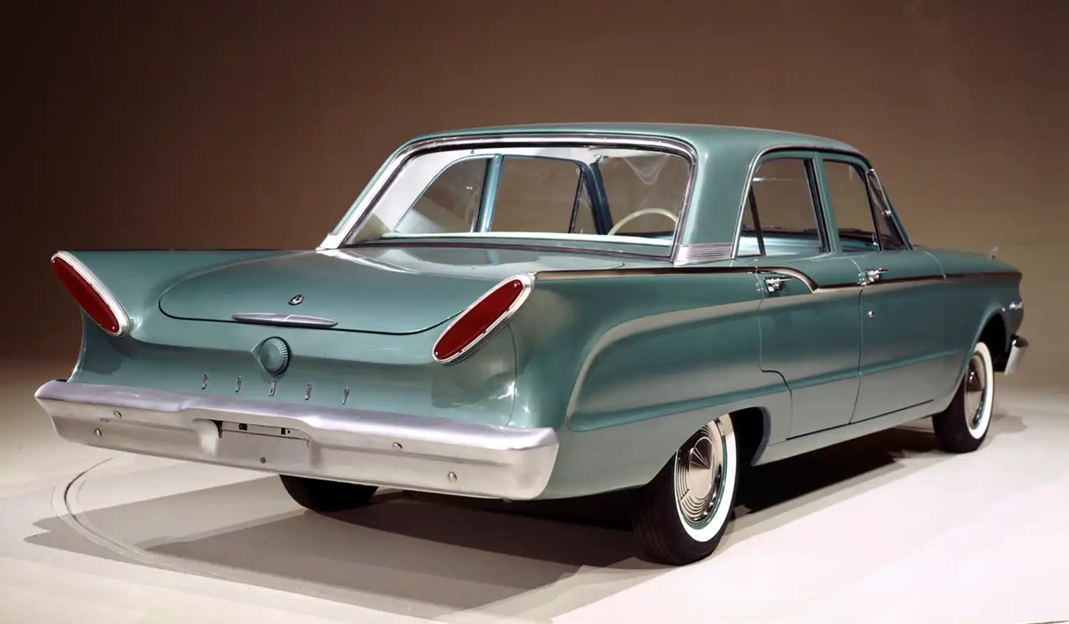 Stepping Back in Time: The Unforgettable 1960 Mercury Comet Sedan