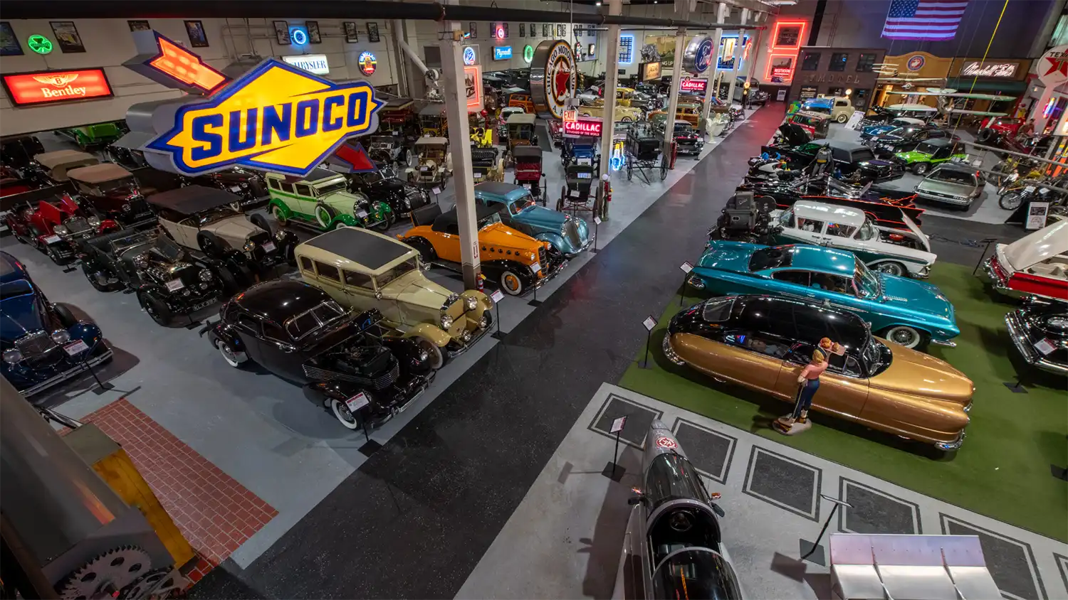 Mecum Larry’s Legacy Klairmont Collection