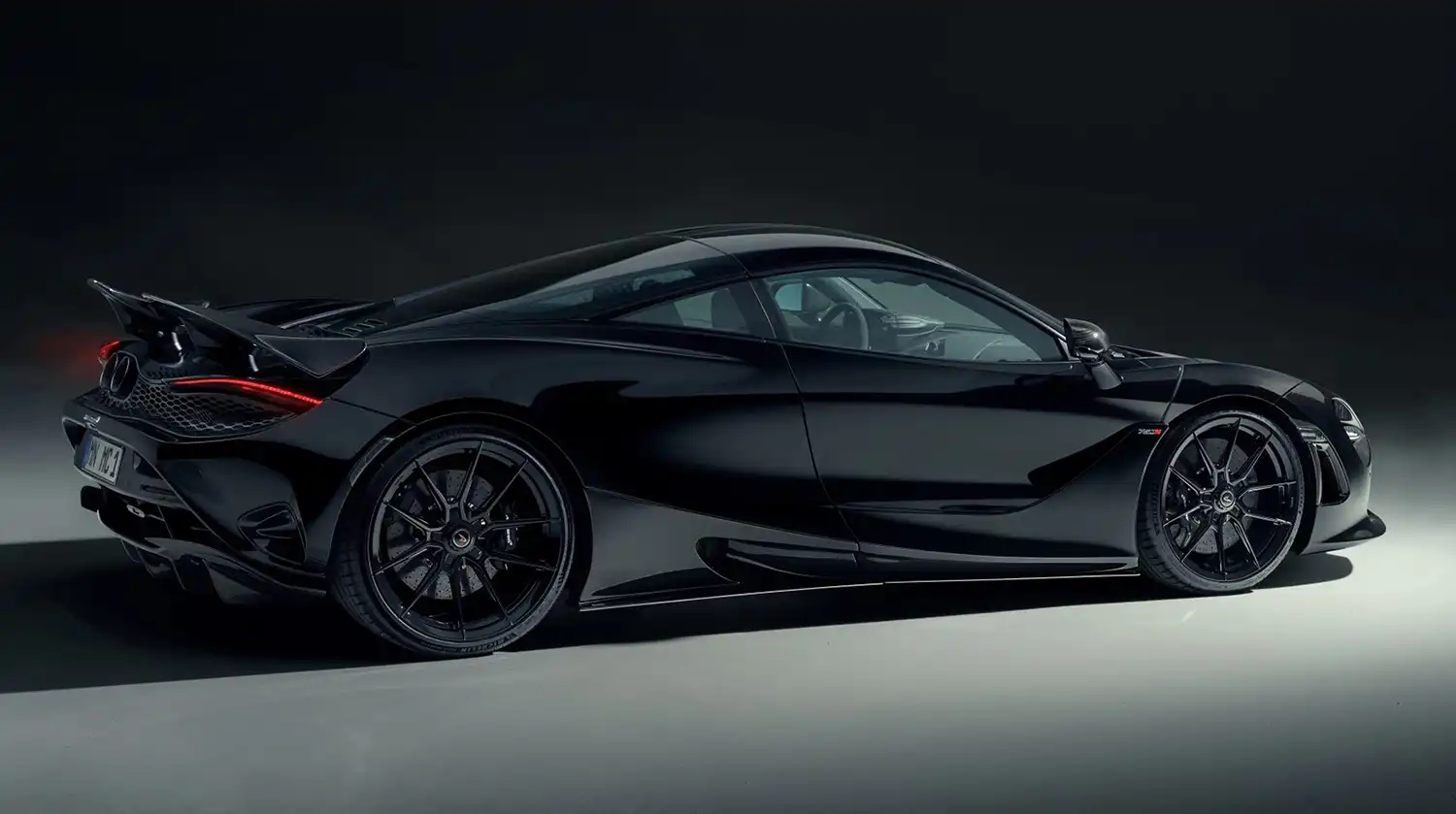 NOVITEC McLaren 750S