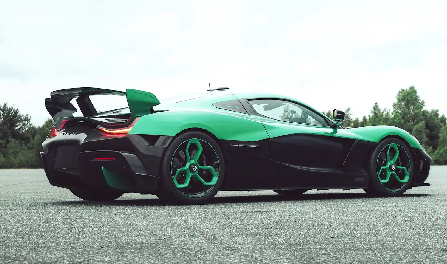 Rimac Nevera R