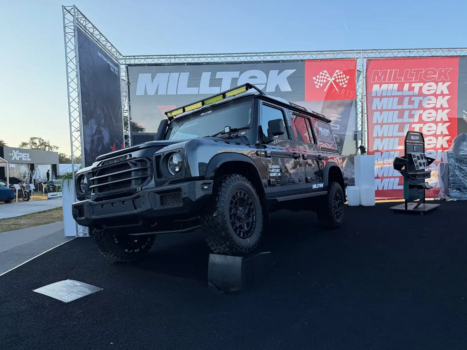 Land Rover Defender OCTA