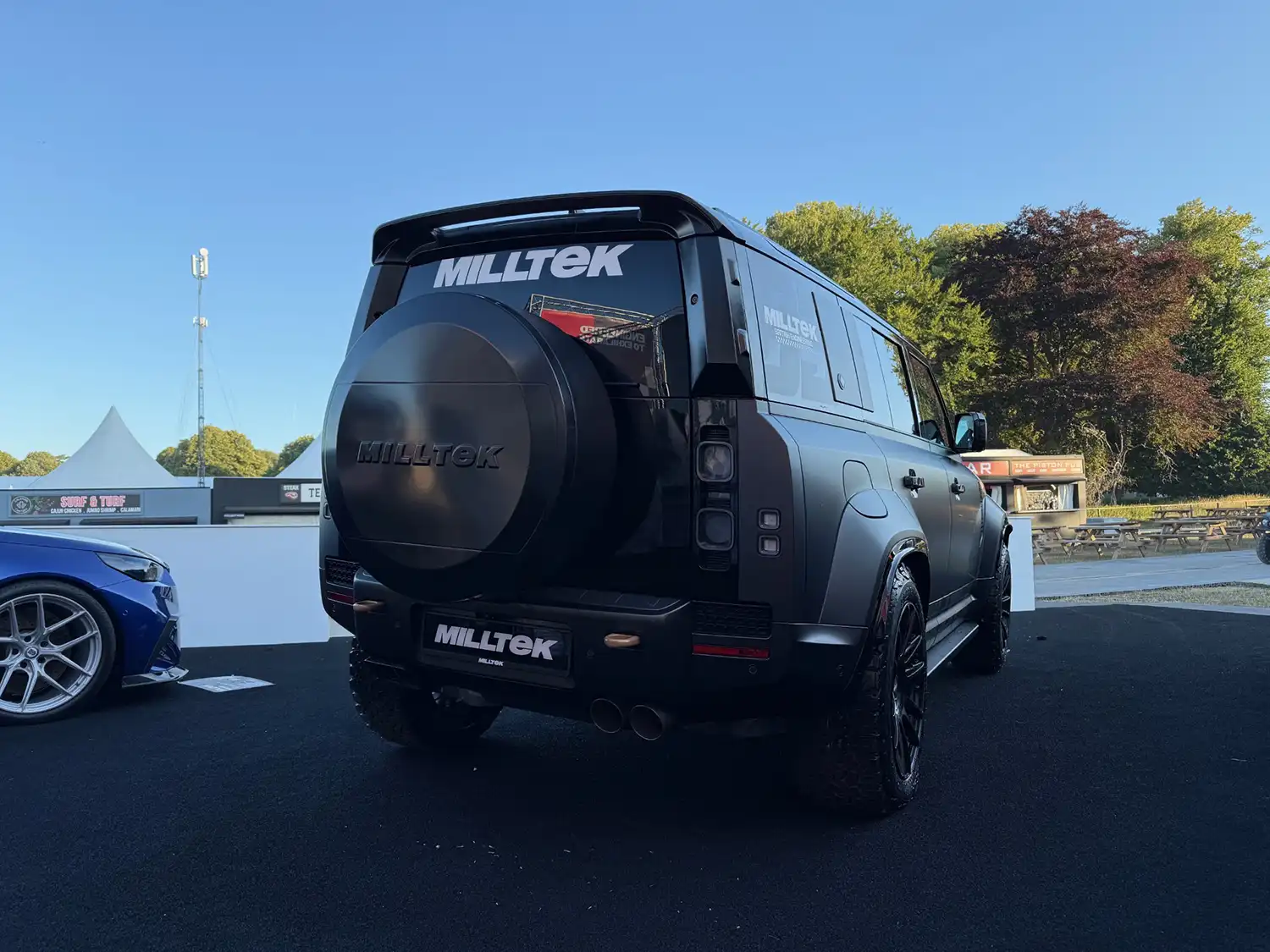 Land Rover Defender OCTA