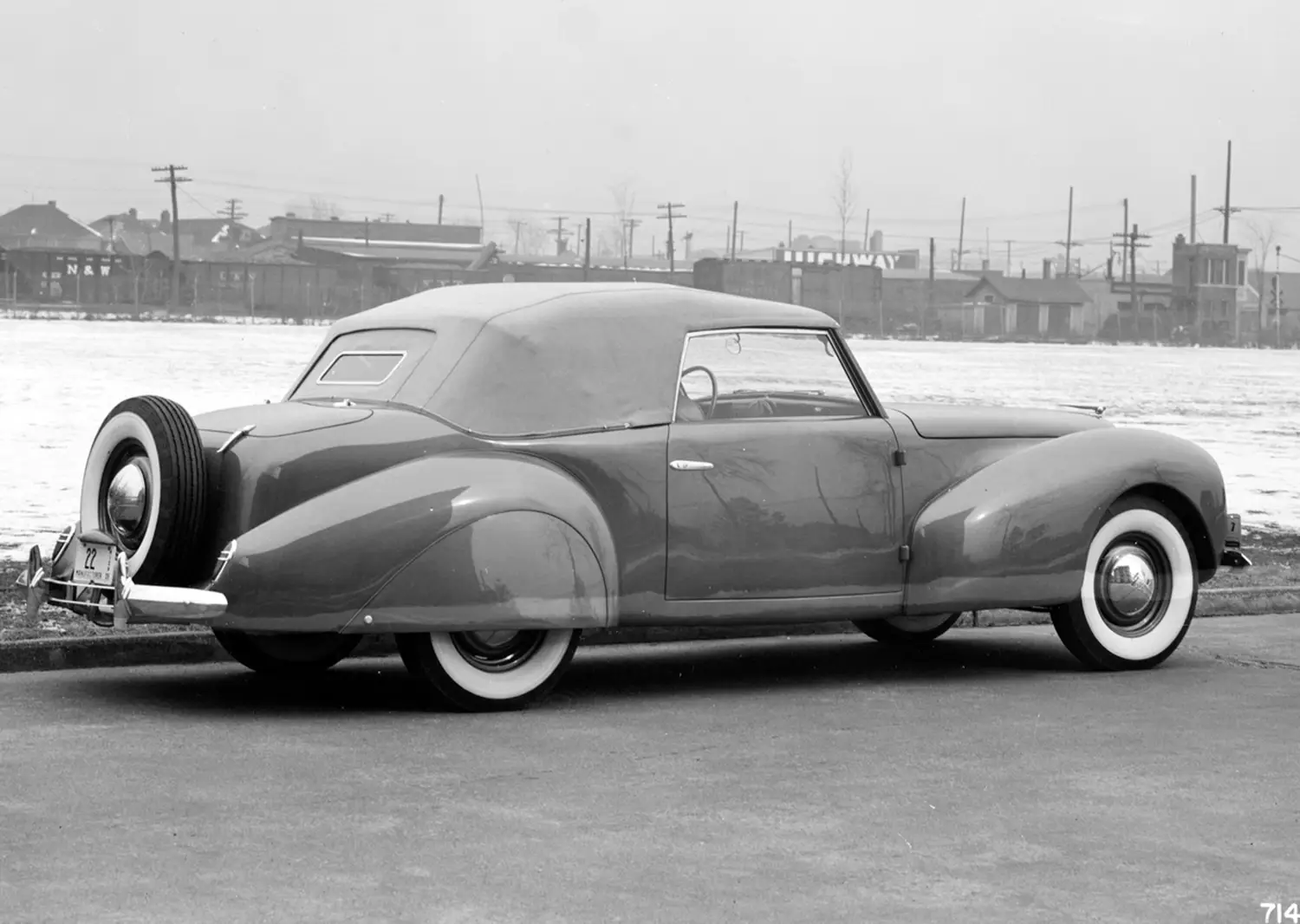 1939 Lincoln Zephyr Continental