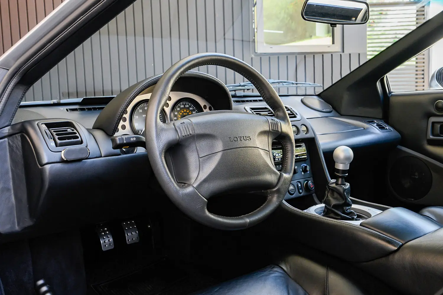 2000 Lotus Esprit V8