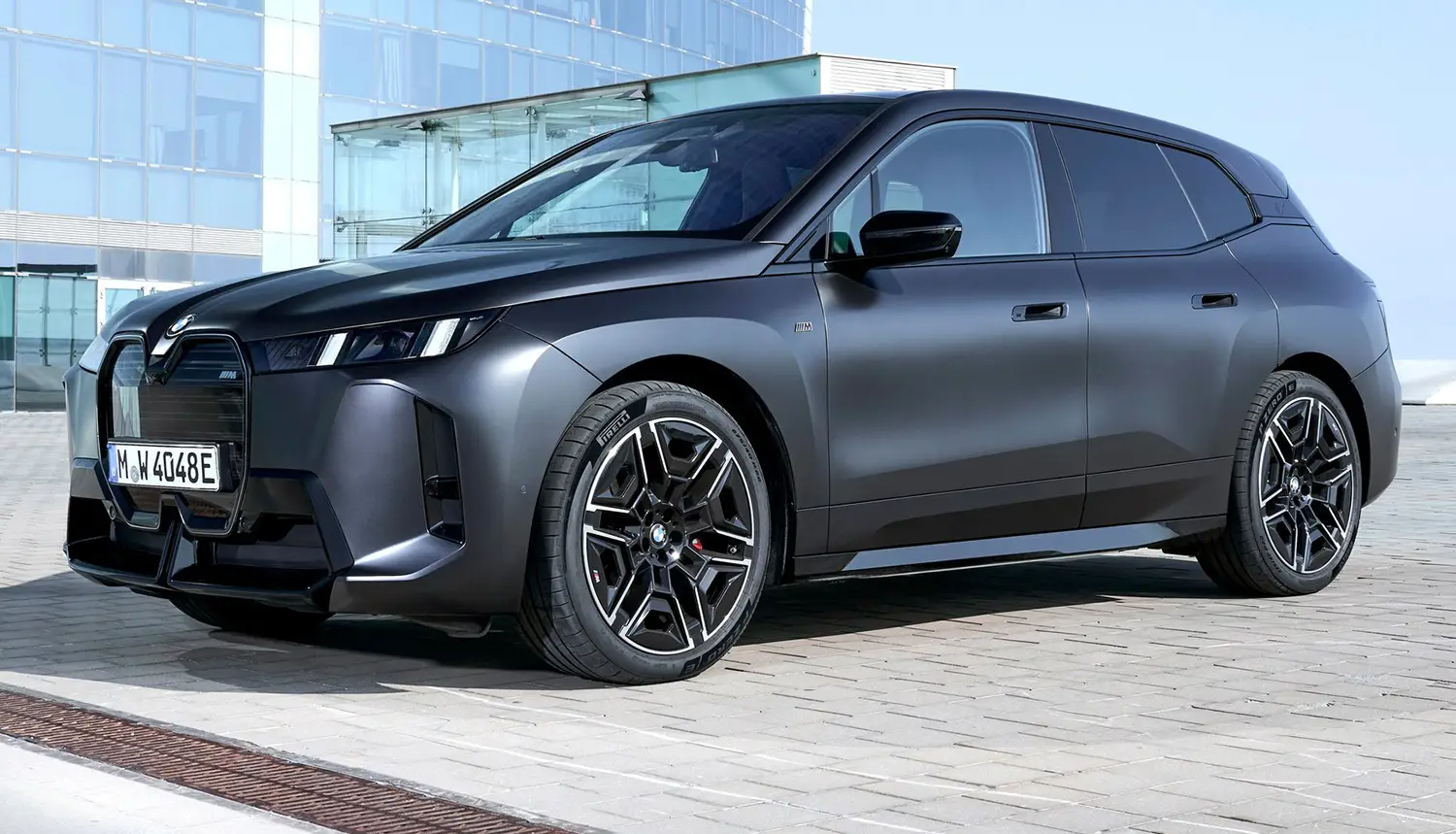 2026 BMW iX M70