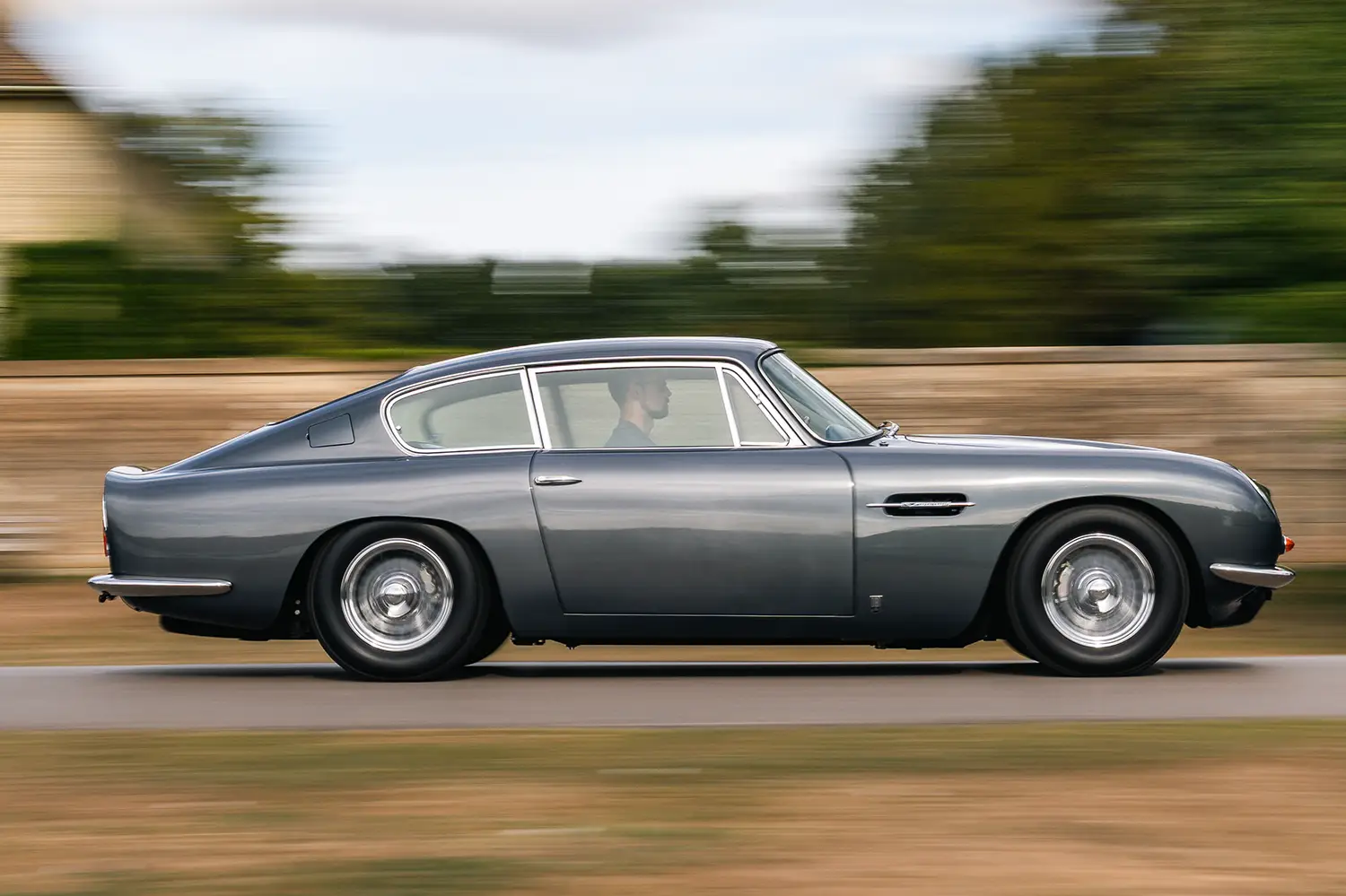 Aston Martin DB6 electric conversion