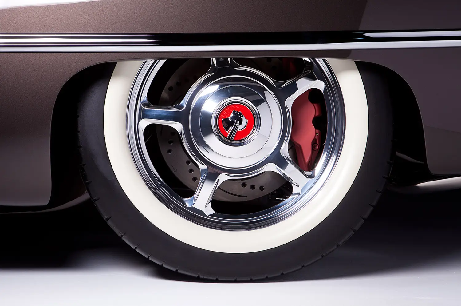 1952 Pontiac Chieftain Mischief