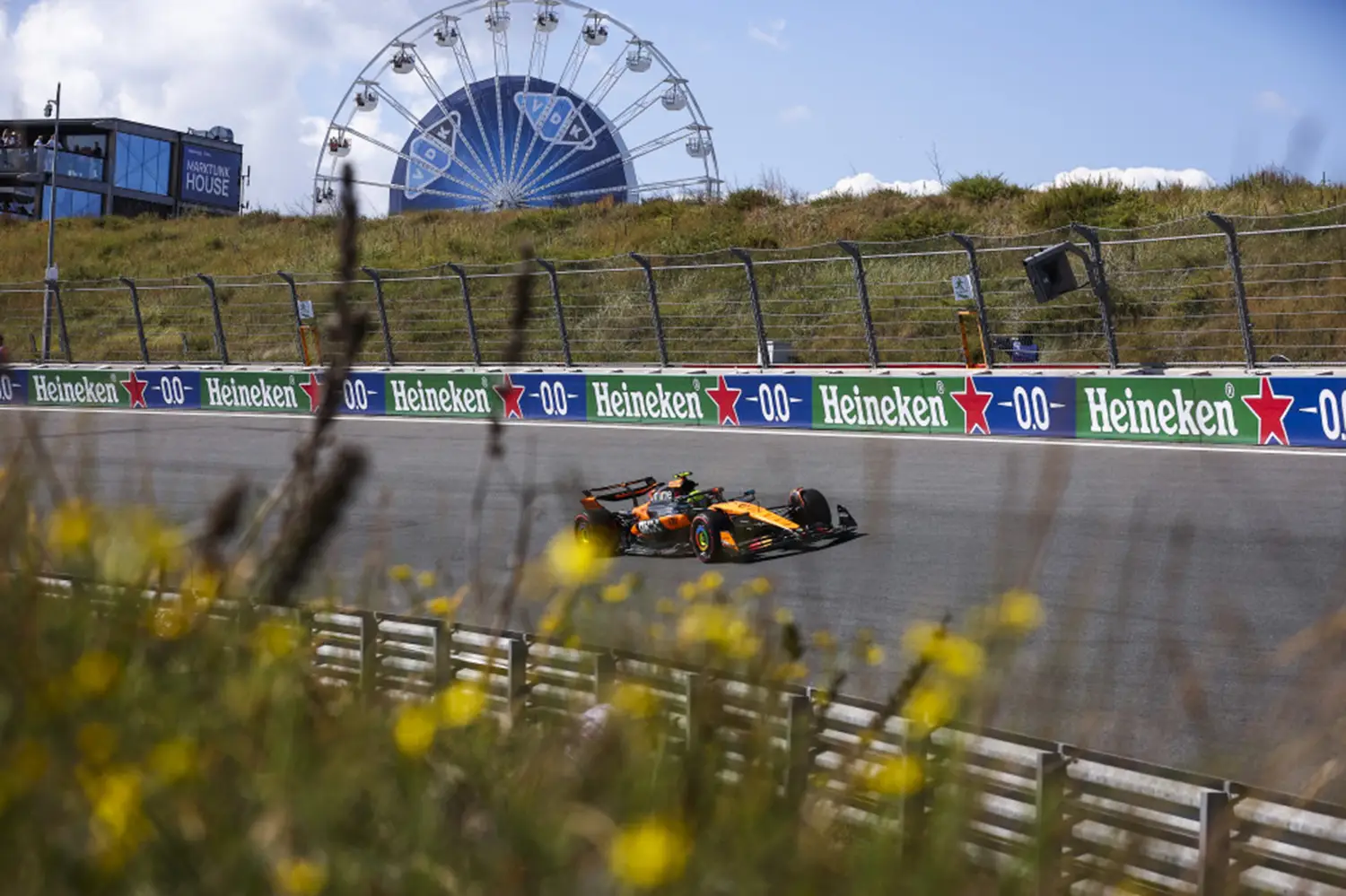 F1 - Norris Leads McLaren Charge in Dutch GP Final Practice