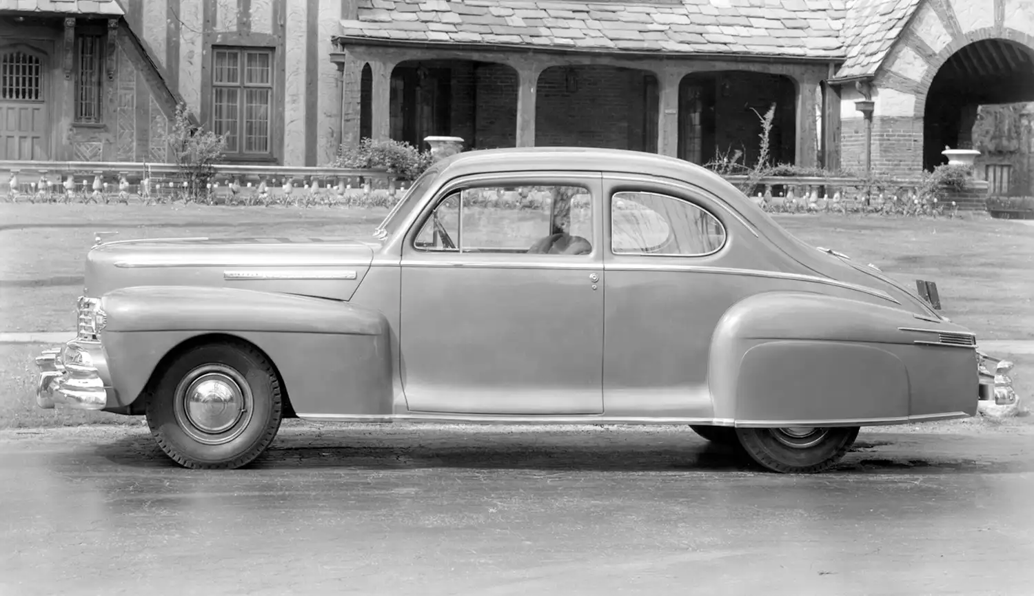 1946 Lincoln Club Coupe