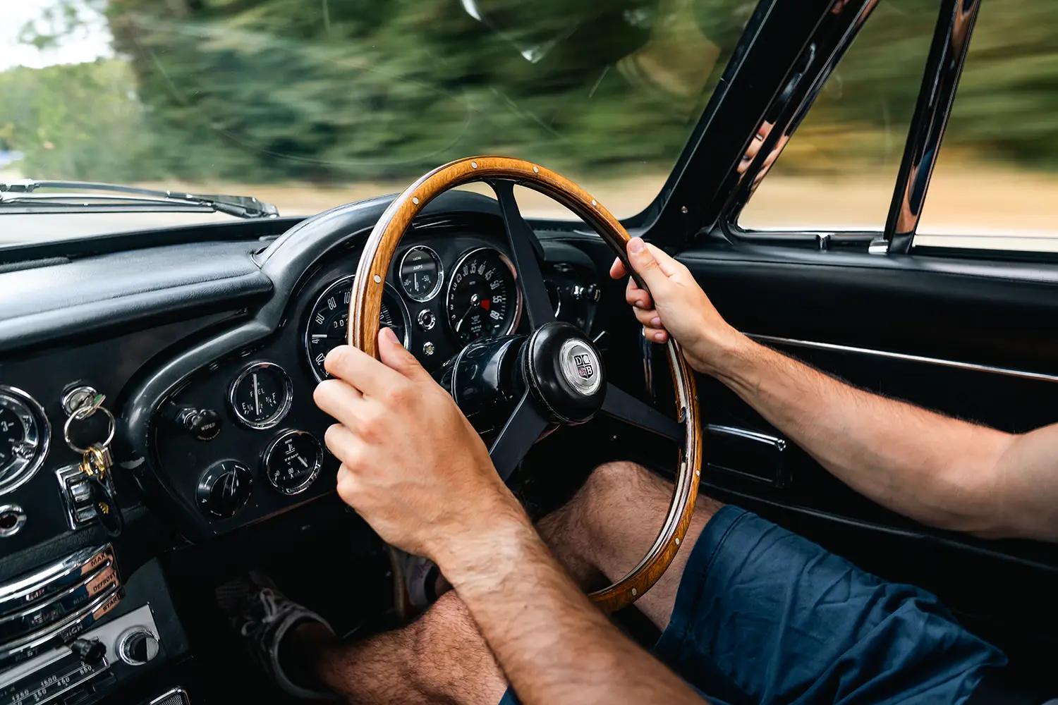 Aston Martin DB6 electric conversion