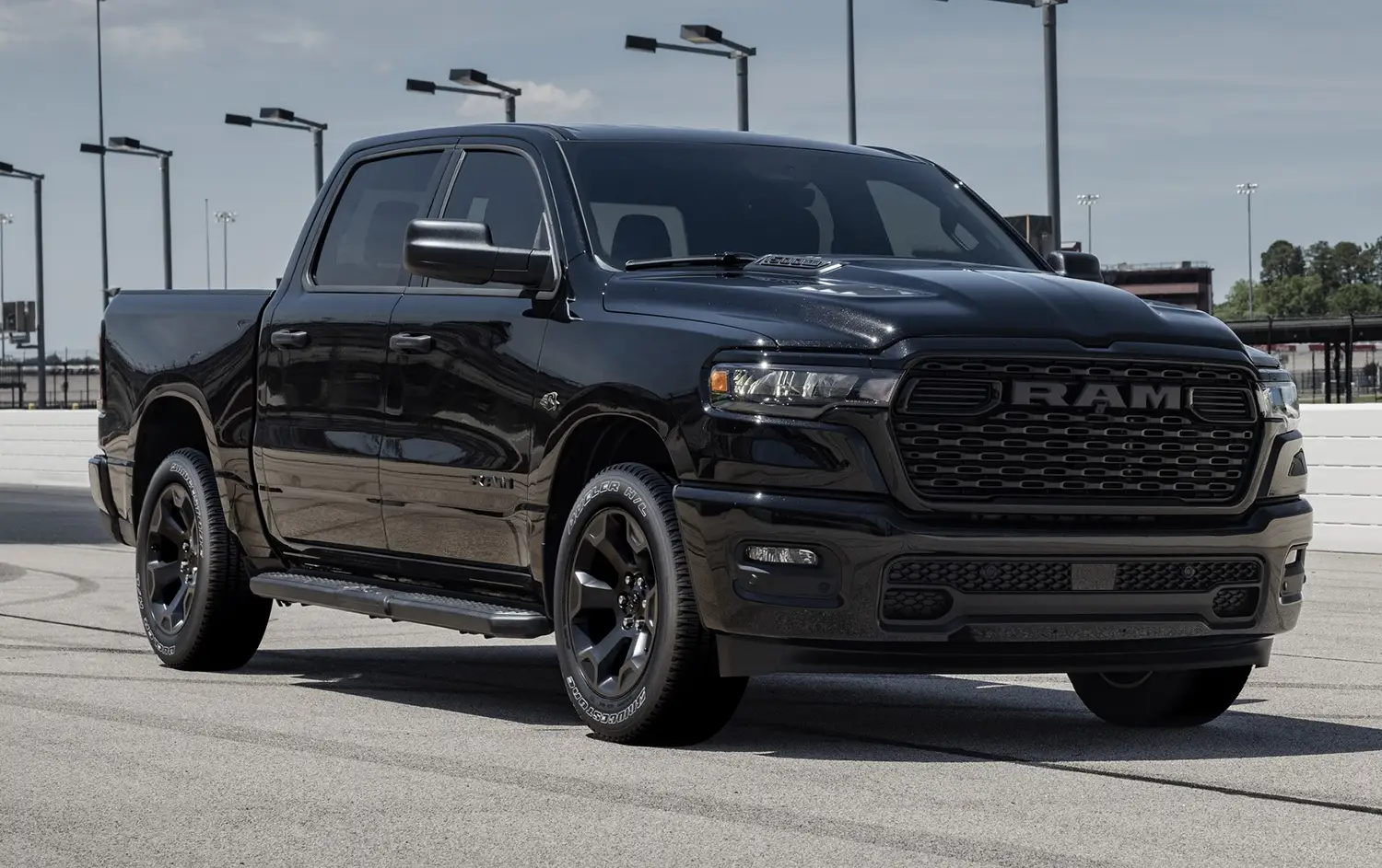 2026 Ram 1500 with 5.7L HEMI V-8 eTorque Returns Strong