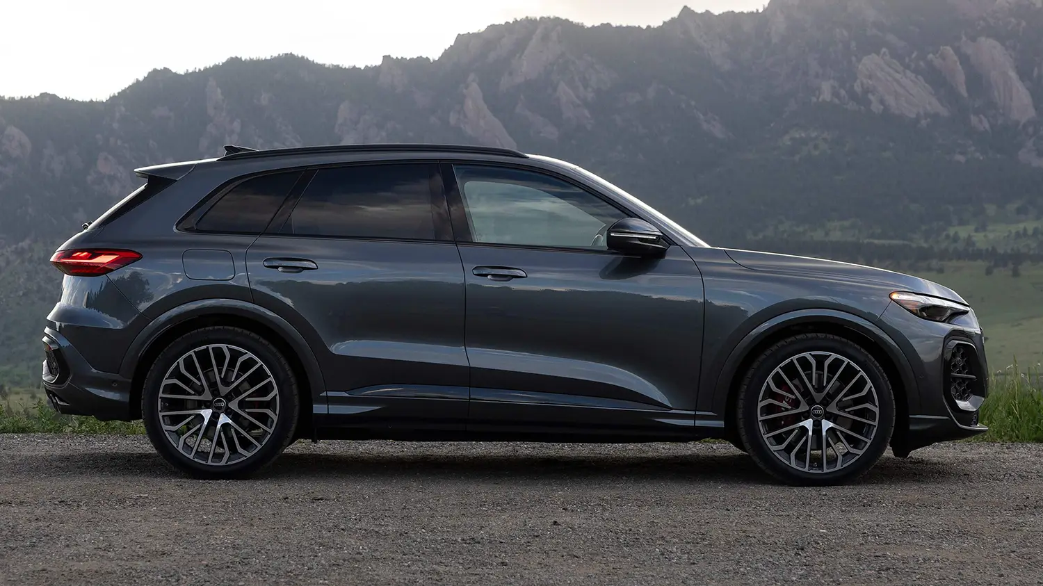 2025 Audi SQ5 US