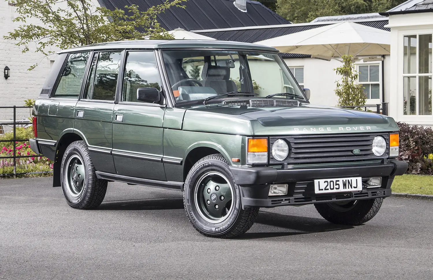 Why the 1993 Range Rover Remains a Legend