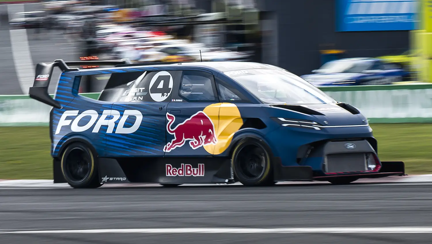 Ford Transit SuperVan 4.2 Nürburgring