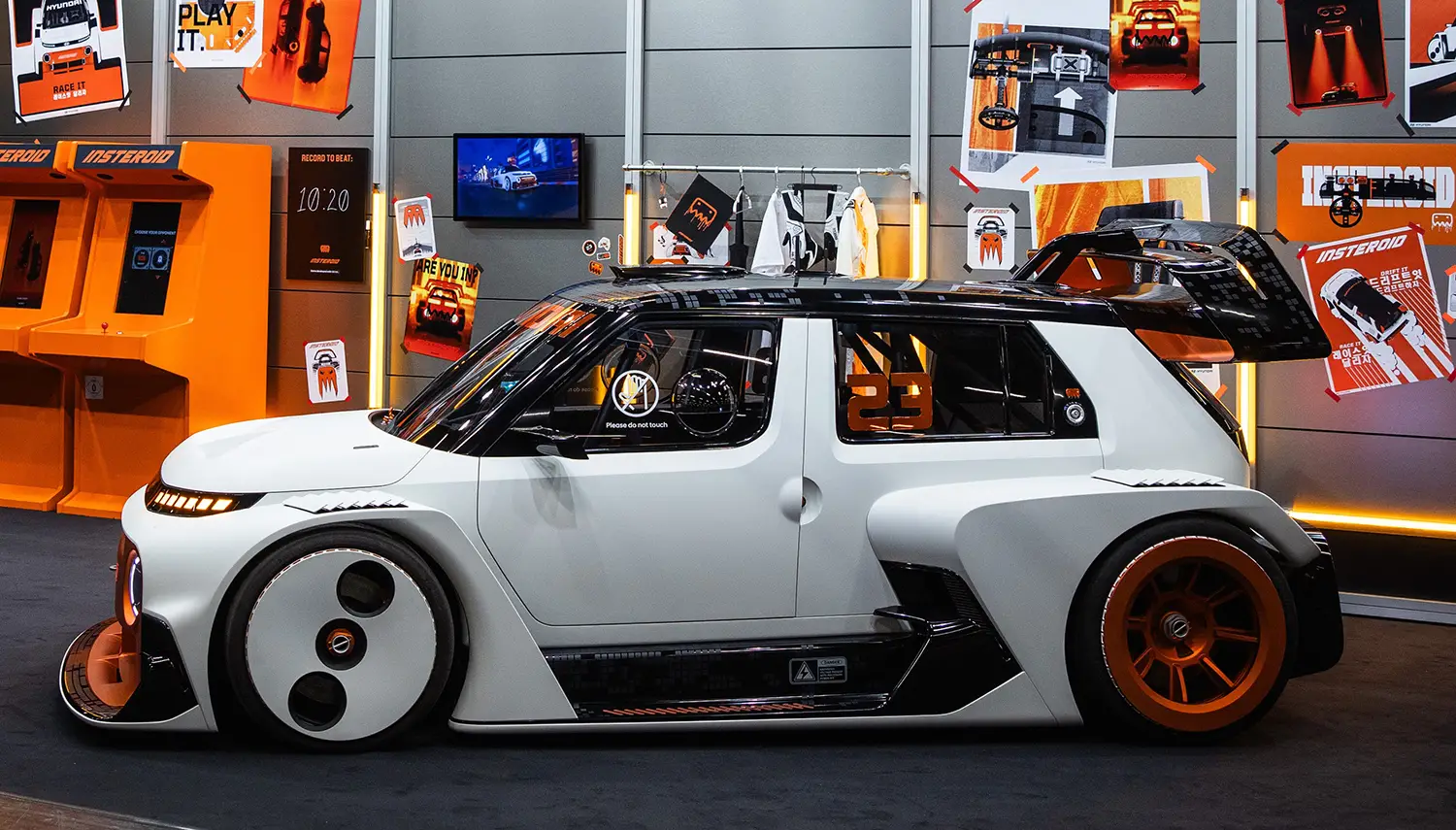 Hyundai INSTEROID concept car