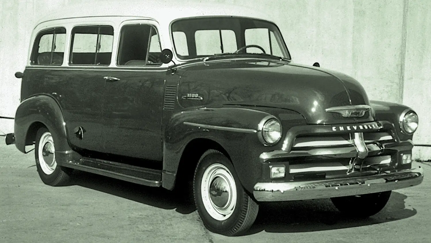 The 1955 Suburban: An Icon of American Family Life
