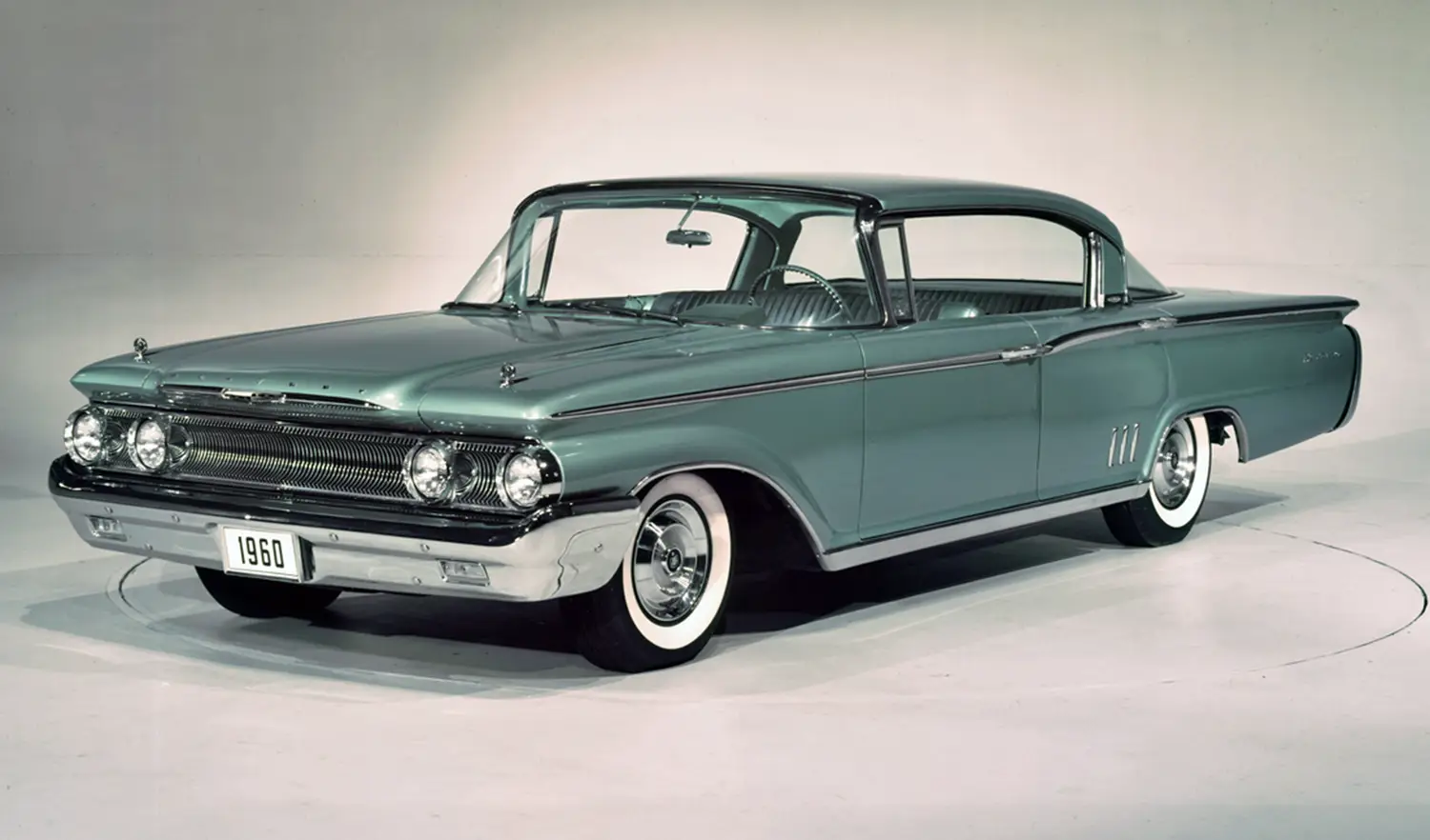 1960 Mercury Montclair Four-Door Hardtop: A Glimpse into a Bold Era 1960 Mercury Montclair Four-Door Hardtop: A Glimpse into a Bold Era