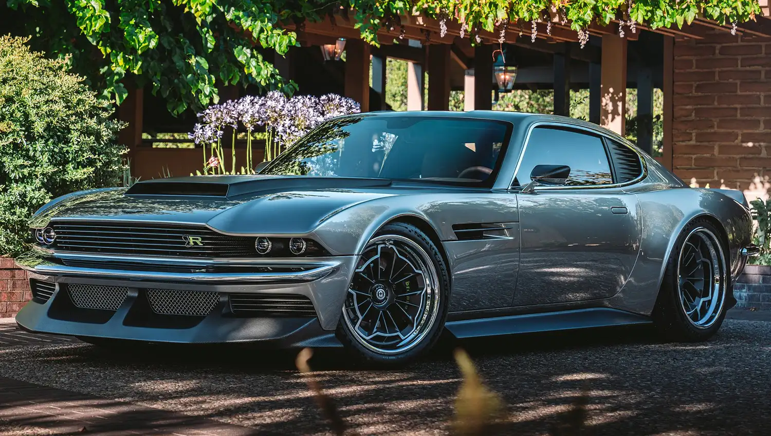 1971 Aston Martin DBS OCTAVIA: Ringbrothers’ Carbon-Fiber Masterpiece
