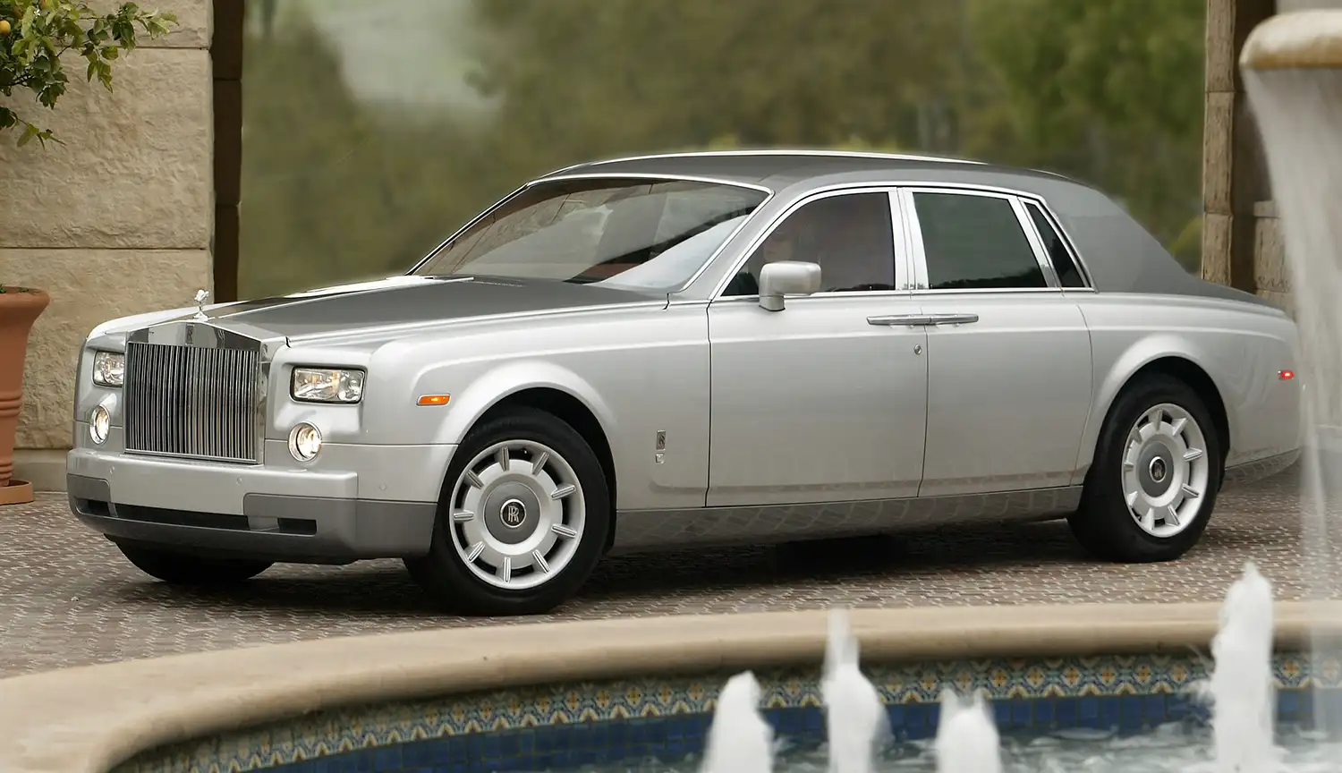 How BMW Revived Rolls-Royce for a New Luxury Era