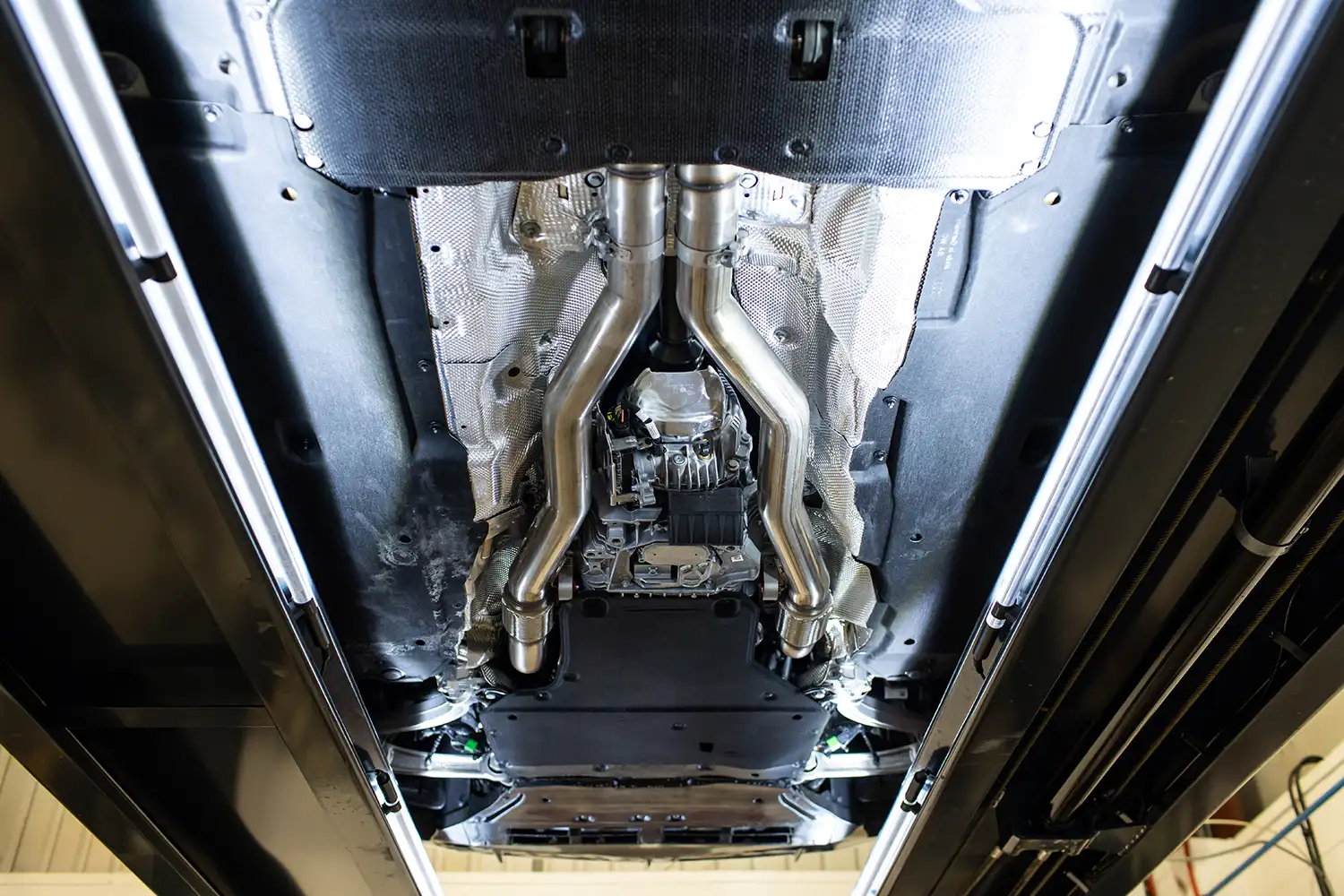 Lamborghini Urus SE Milltek exhaust