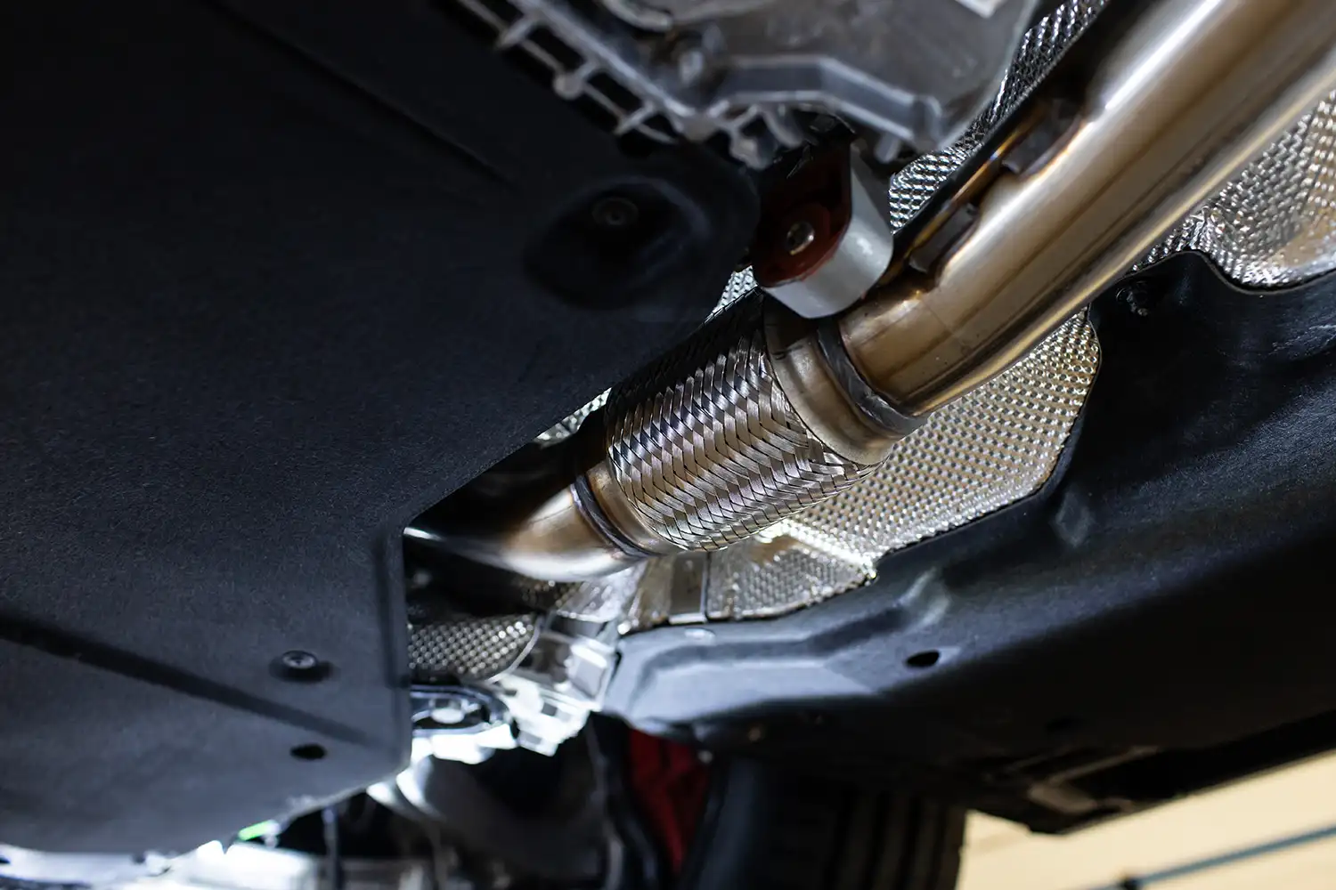 Lamborghini Urus SE Milltek exhaust