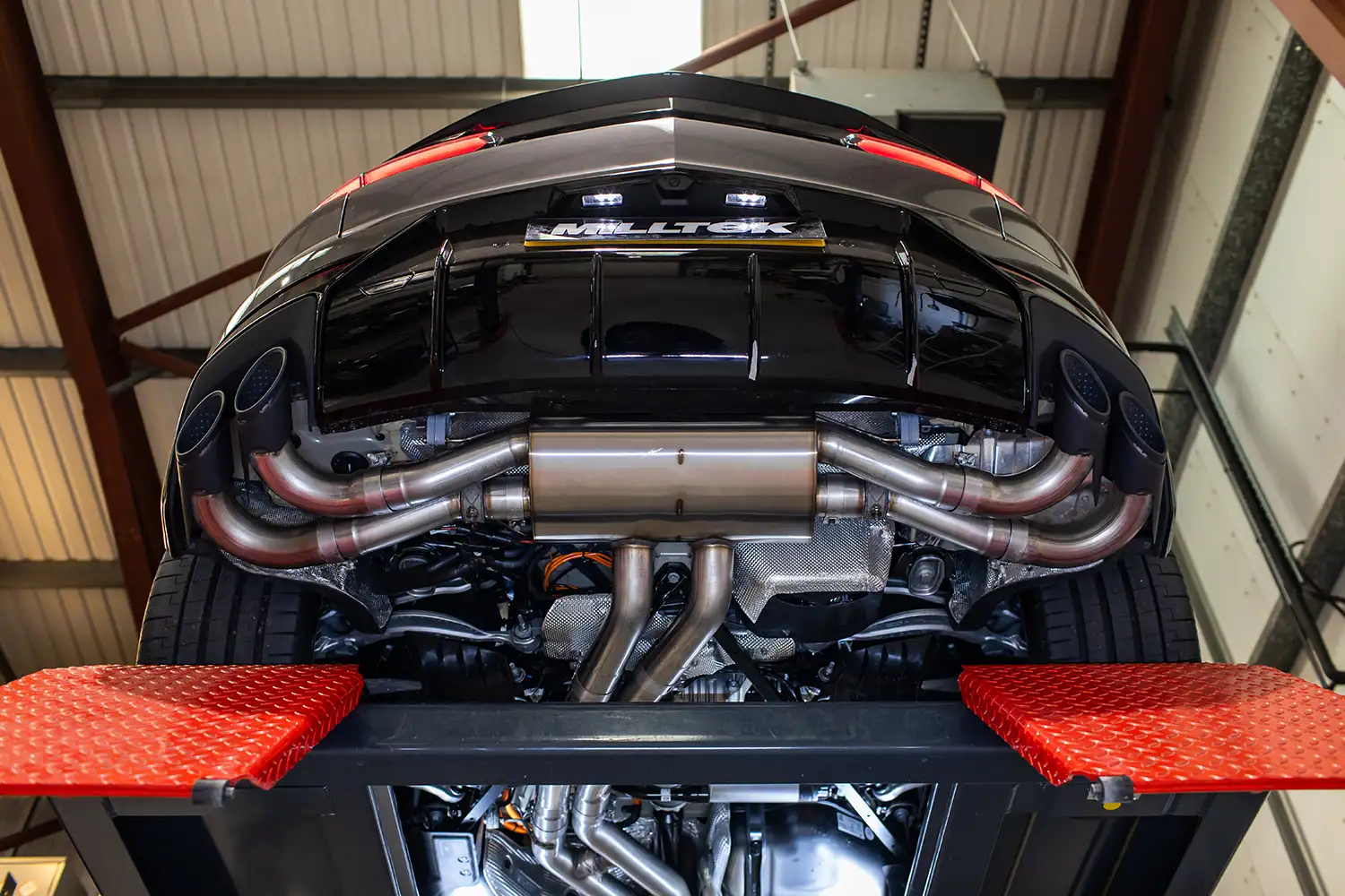 Lamborghini Urus SE Milltek exhaust