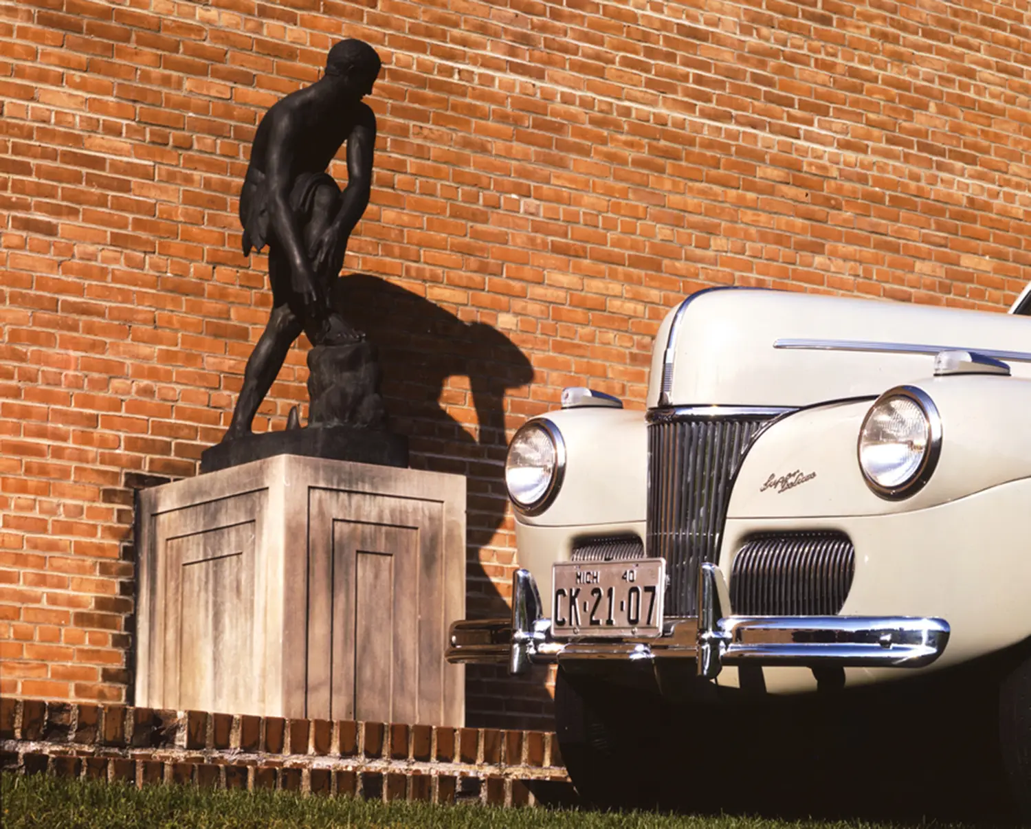 1941 Ford Super DeLuxe