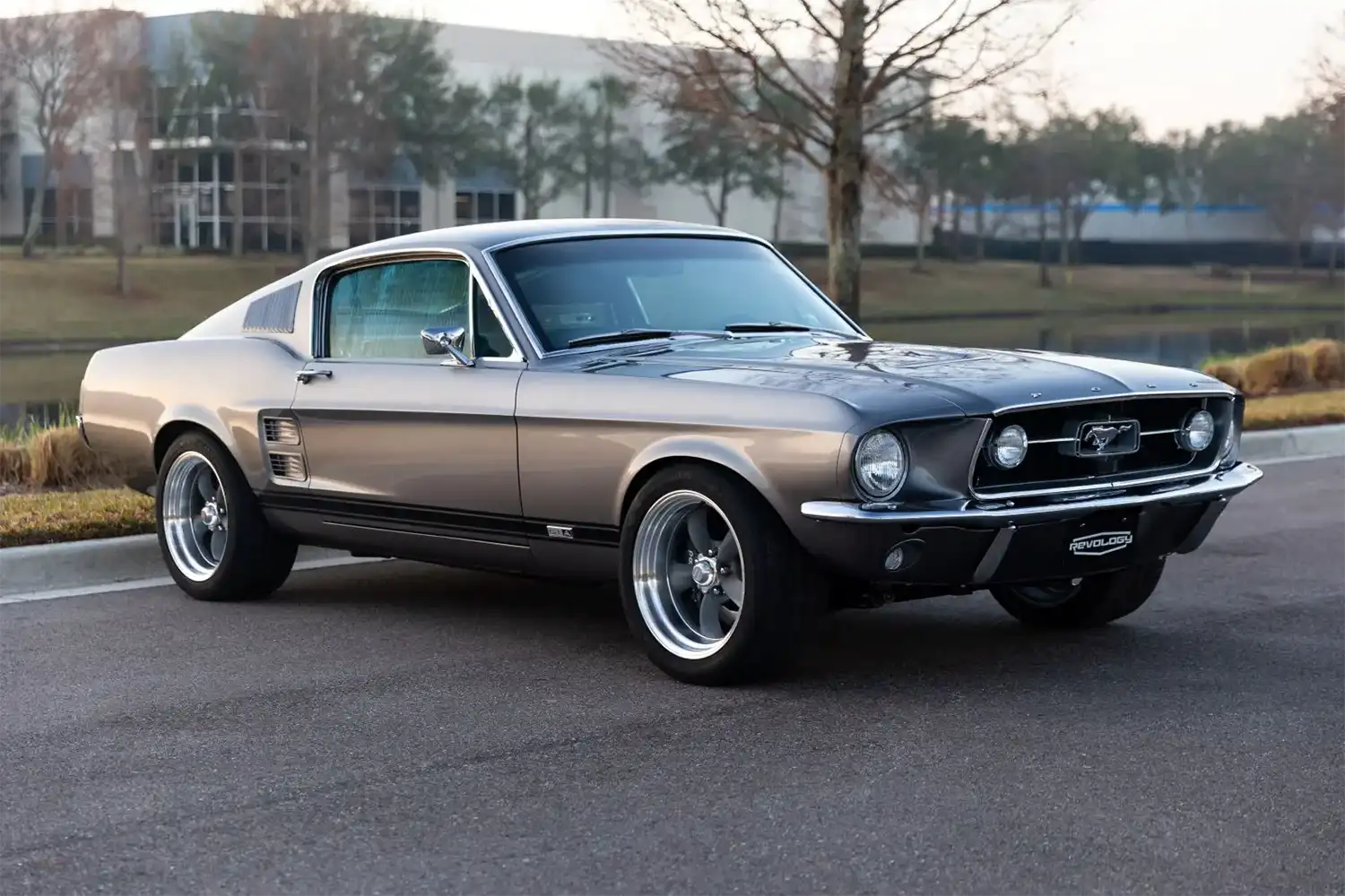 Revology Mustang GT Fastback