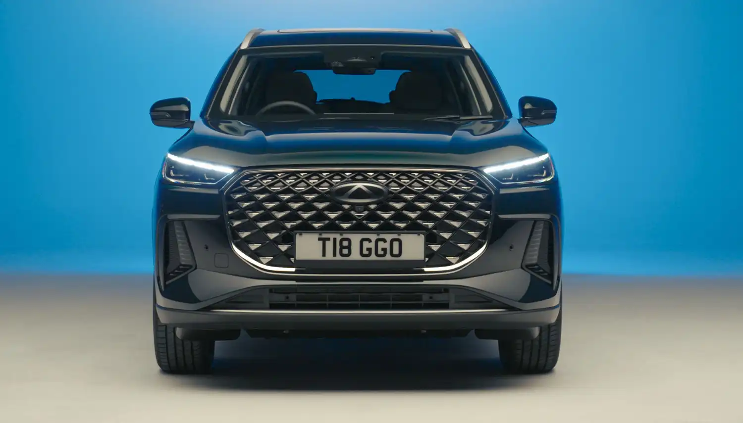 CHERY TIGGO 8