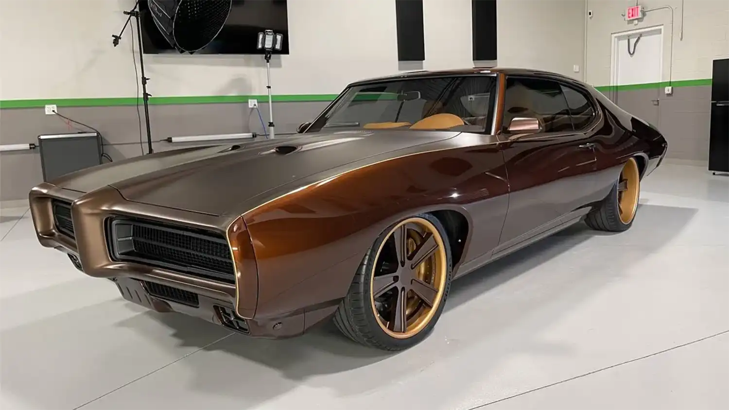 1969 Pontiac GTO “Over Lord” by Miranda Built: A Restomod Masterpiece 1969 Pontiac GTO “Over Lord” by Miranda Built: A Restomod Masterpiece