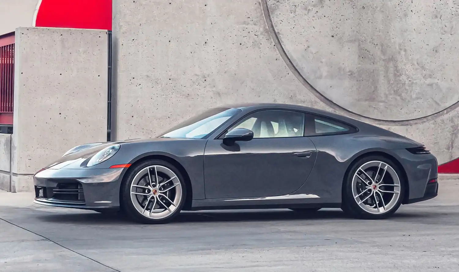 2025 Porsche 911 Carrera