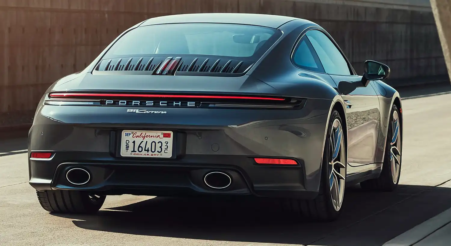 2025 Porsche 911 Carrera