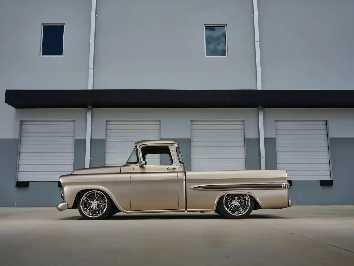MirandaBuilt 1959 Chevrolet Apache
