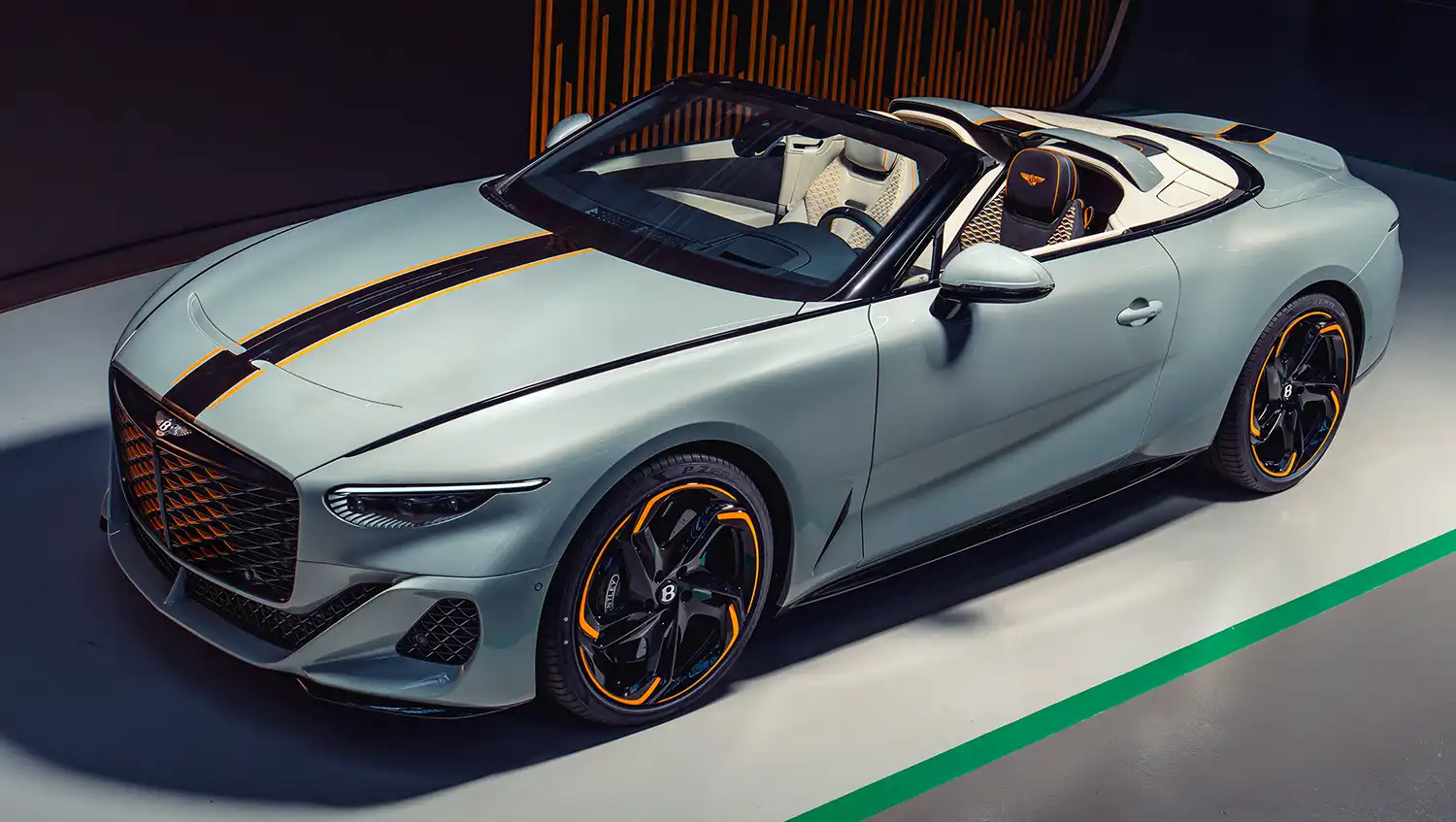First Bentley Batur Convertible Unveiled with Unique Styling