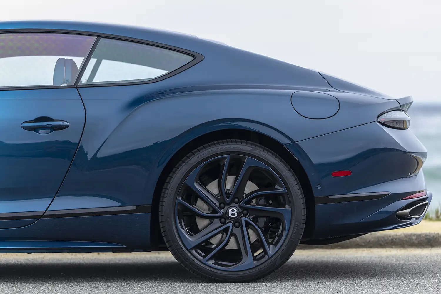 Bentley Continental GT Speed Ombre by Mulliner
