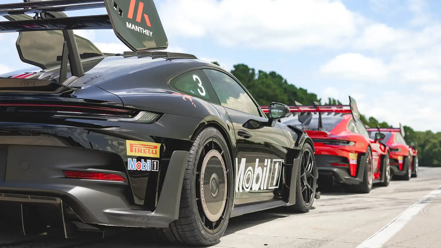 Porsche 911 GT3 RS Manthey Kit