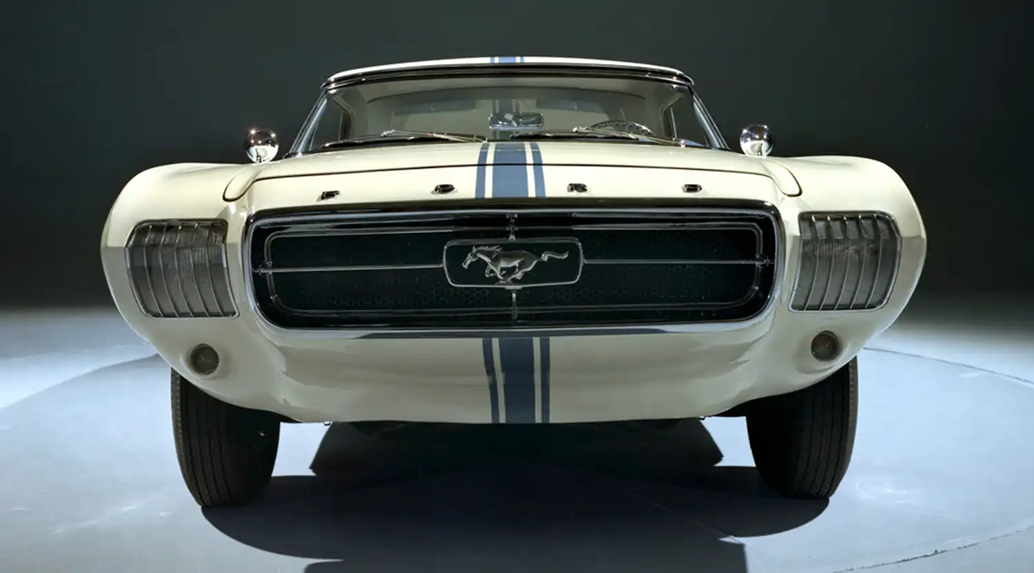 1963 Ford Mustang II concept
