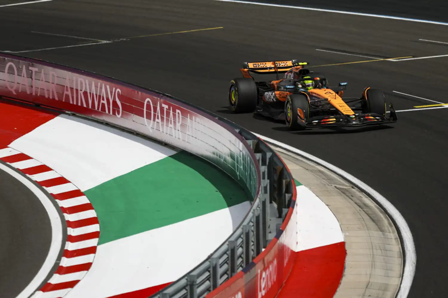 F1 – Norris Maintains Top Spot in Hungary as Piastri Follows Close F1 – Norris Maintains Top Spot in Hungary as Piastri Follows Close