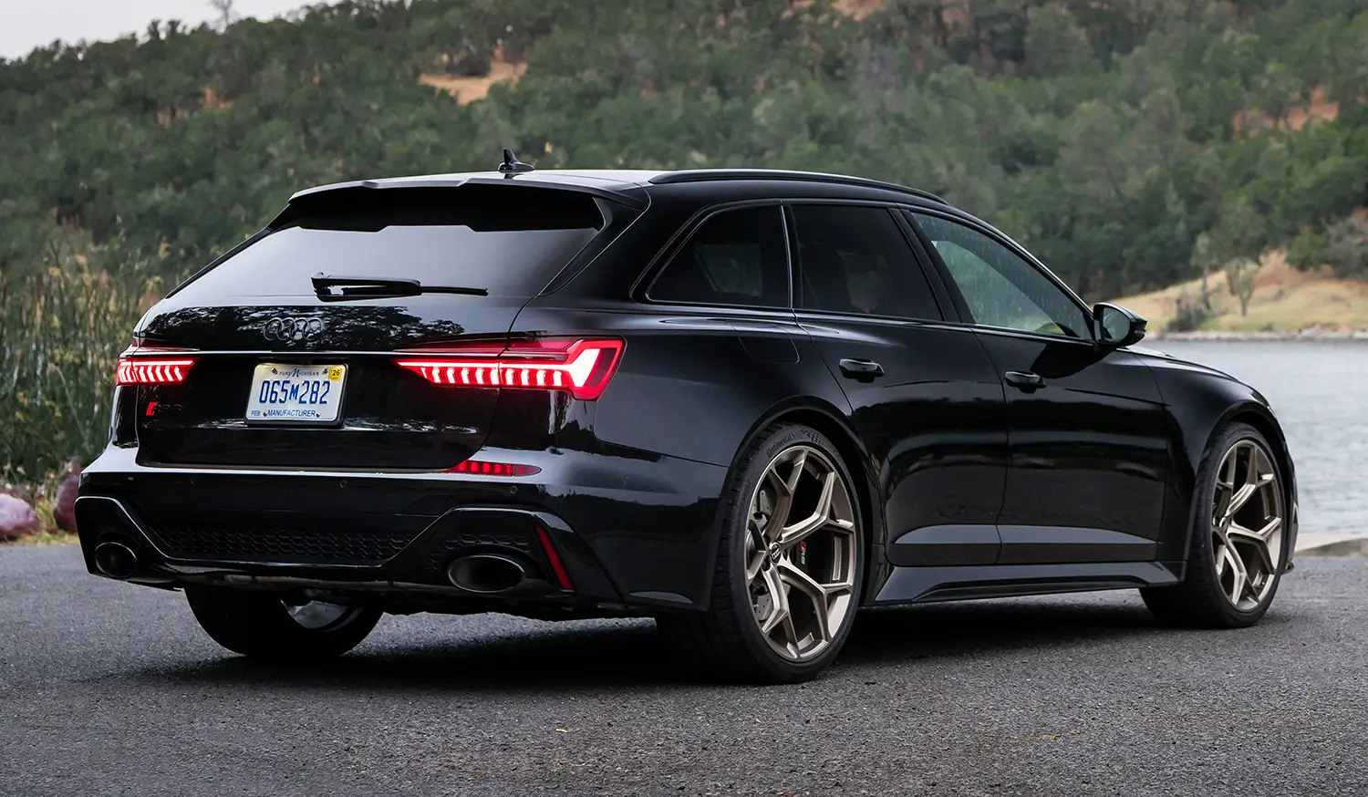 2026 Audi RS 6 Avant performance 