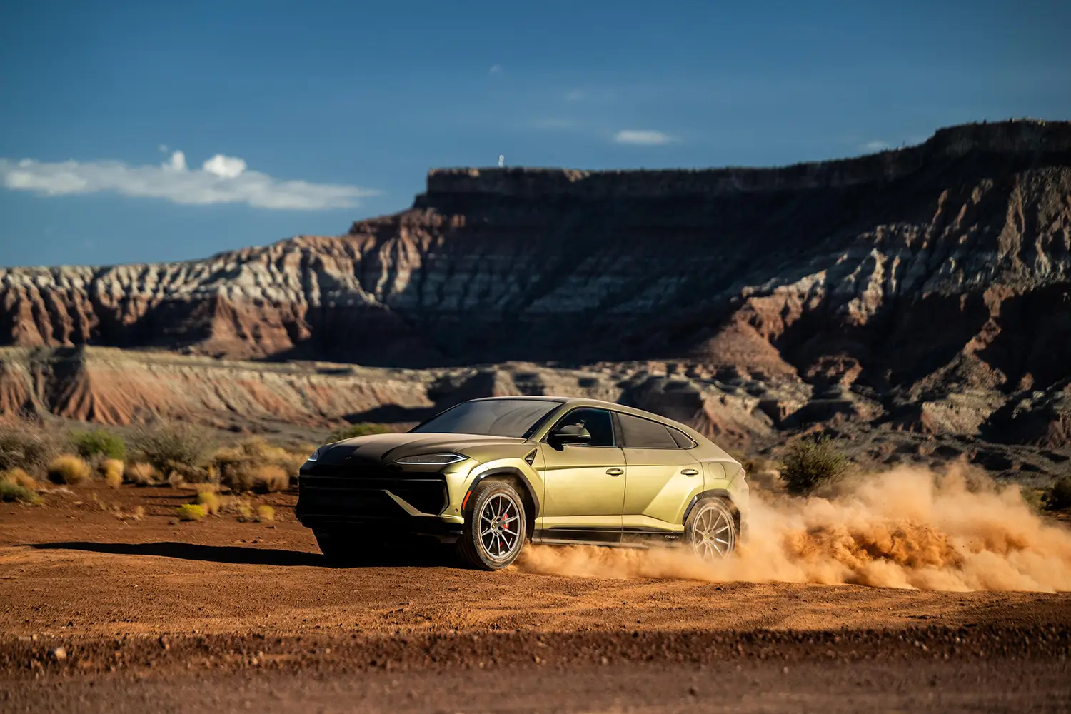 Lamborghini Urus SE adventure