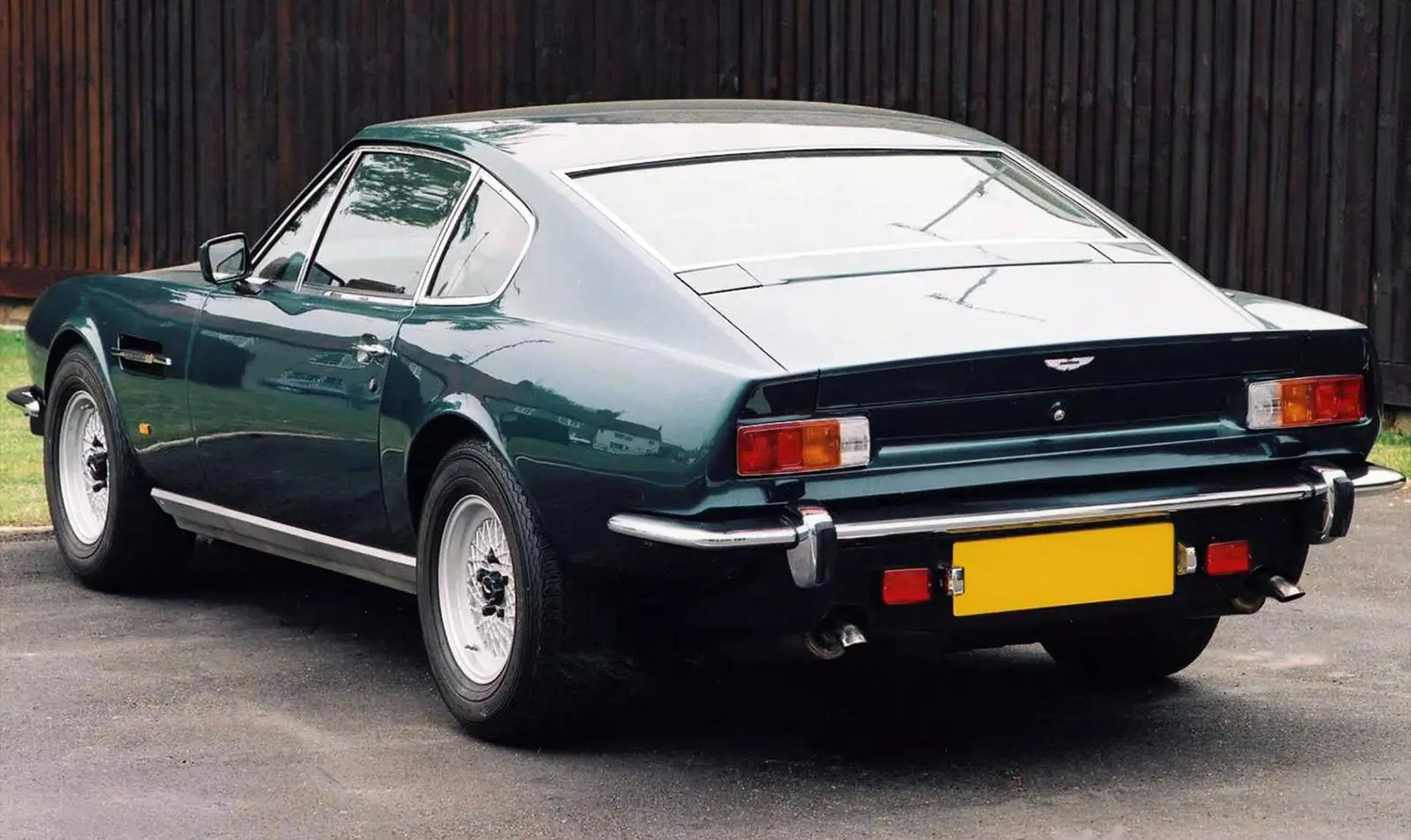 Aston Martin V8 Vantage