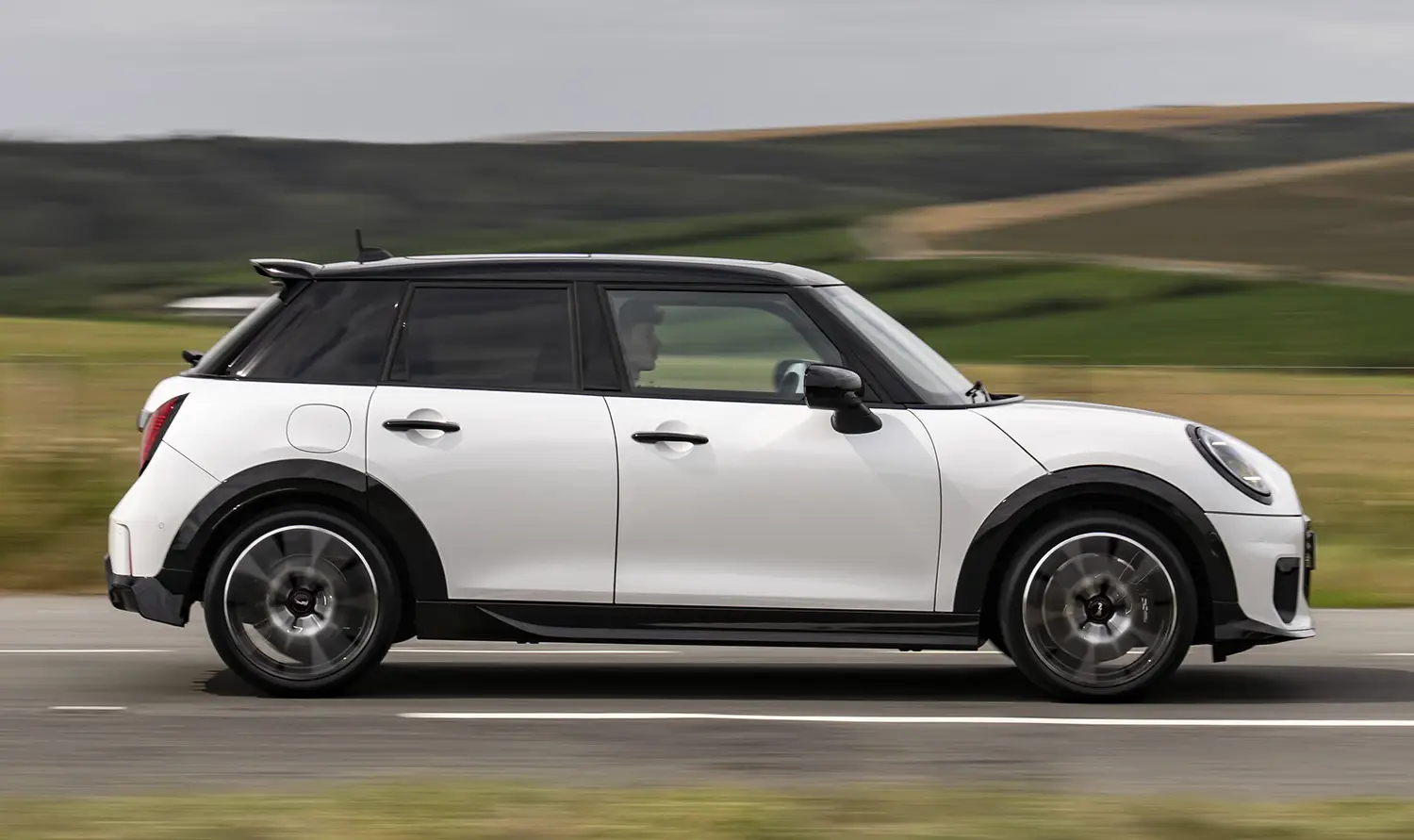 MINI Cooper S 5-Door John Cooper Works
