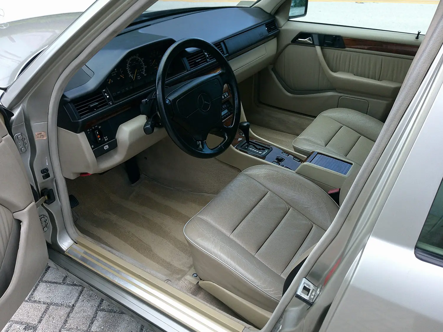 1994 Mercedes-Benz E500