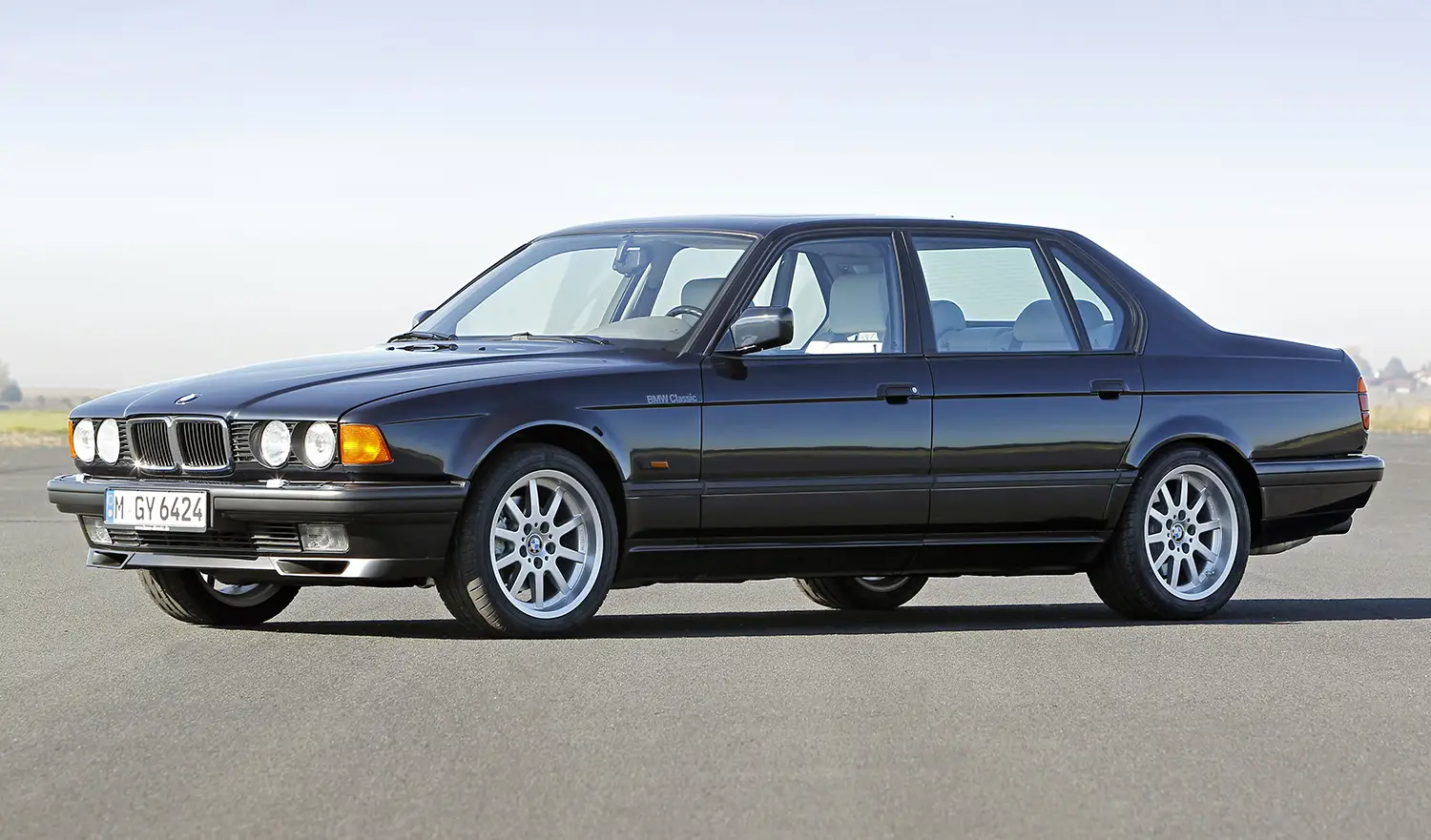 BMW 750iL E32