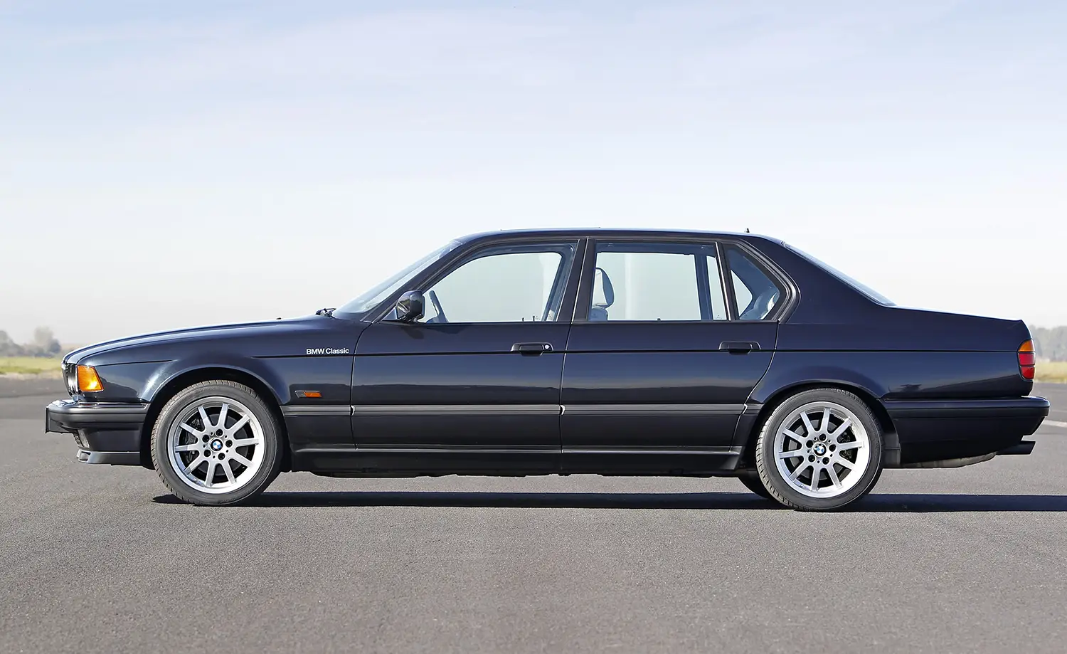 BMW 750iL E32