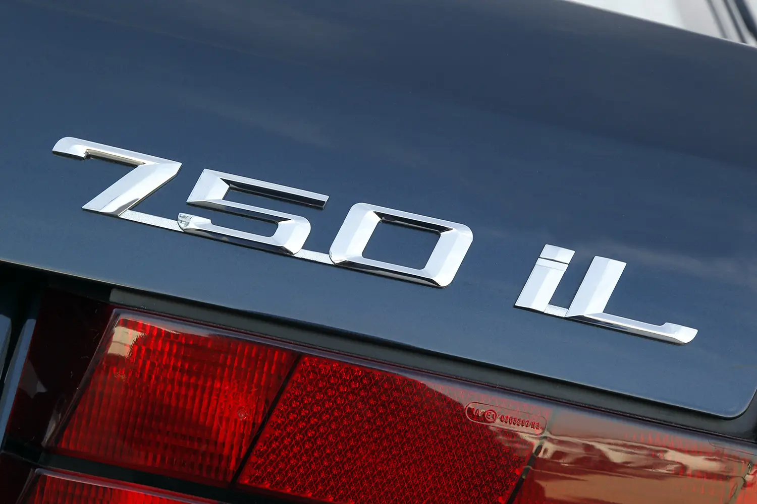 BMW 750iL E32